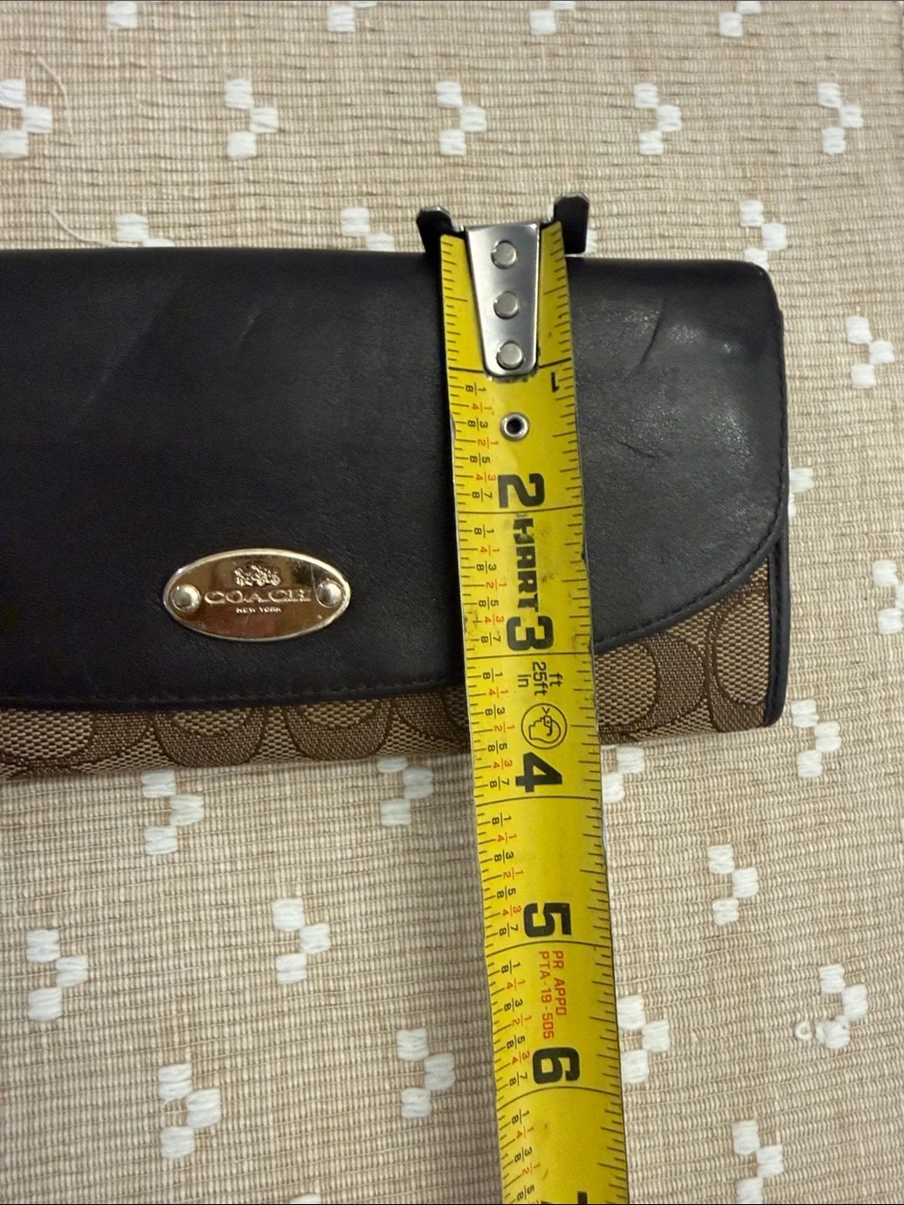 Coach Signature Canvas Slim‎ Envelope Wallet Black Brown Leather Gold Logo OS